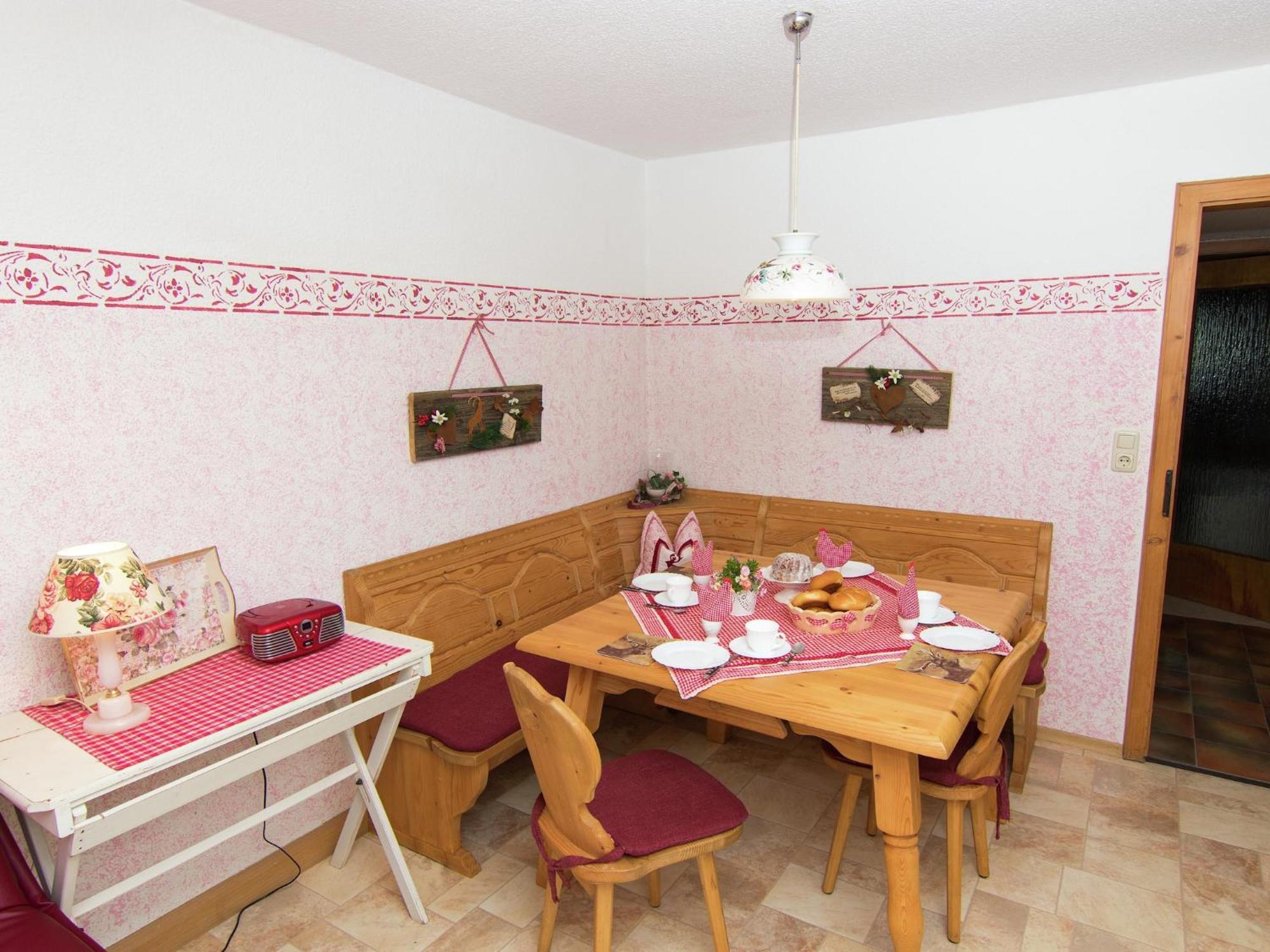 Alluring Holiday Home In Ubersee With Whirlpool Kültér fotó