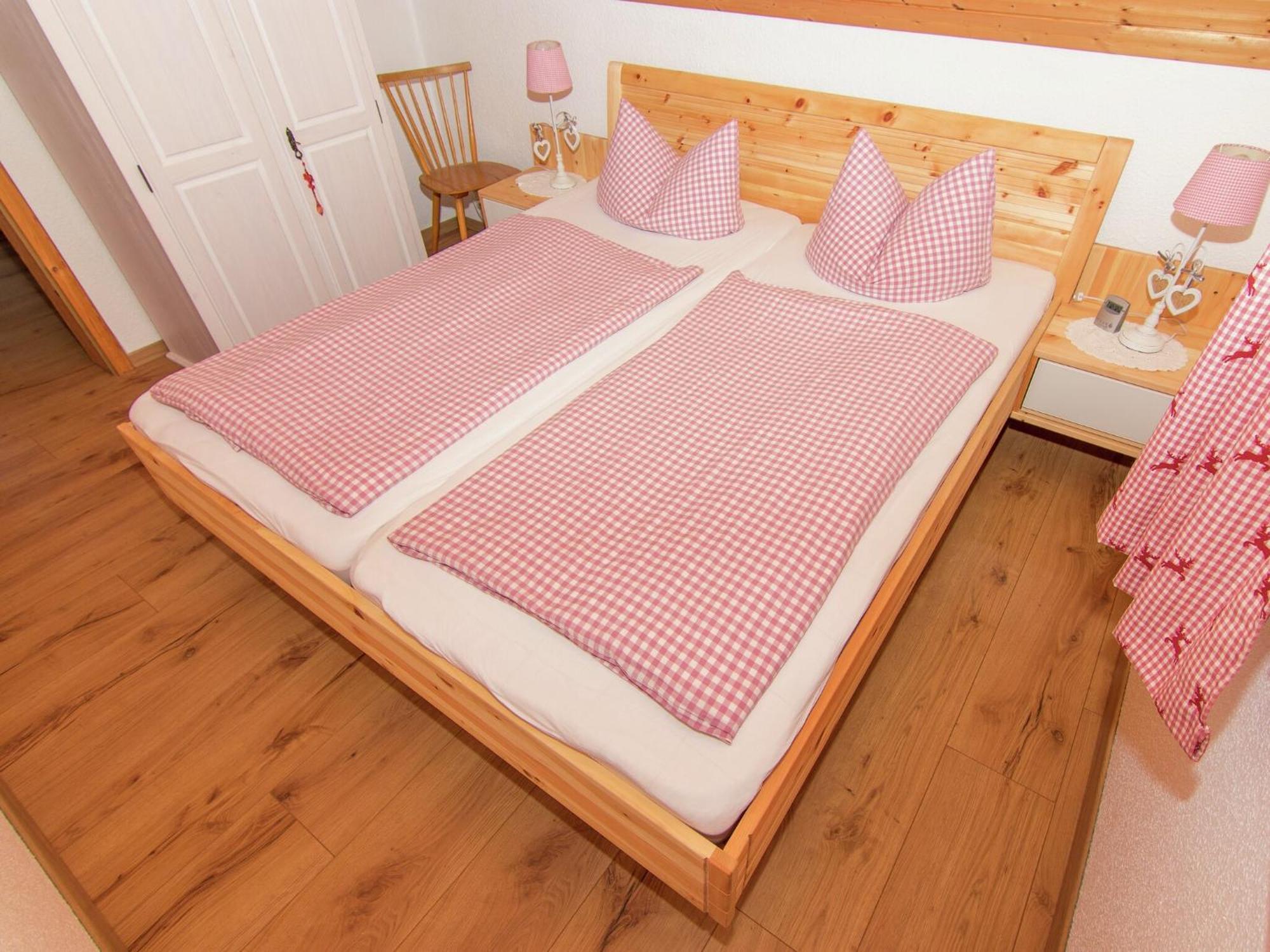 Alluring Holiday Home In Ubersee With Whirlpool Kültér fotó