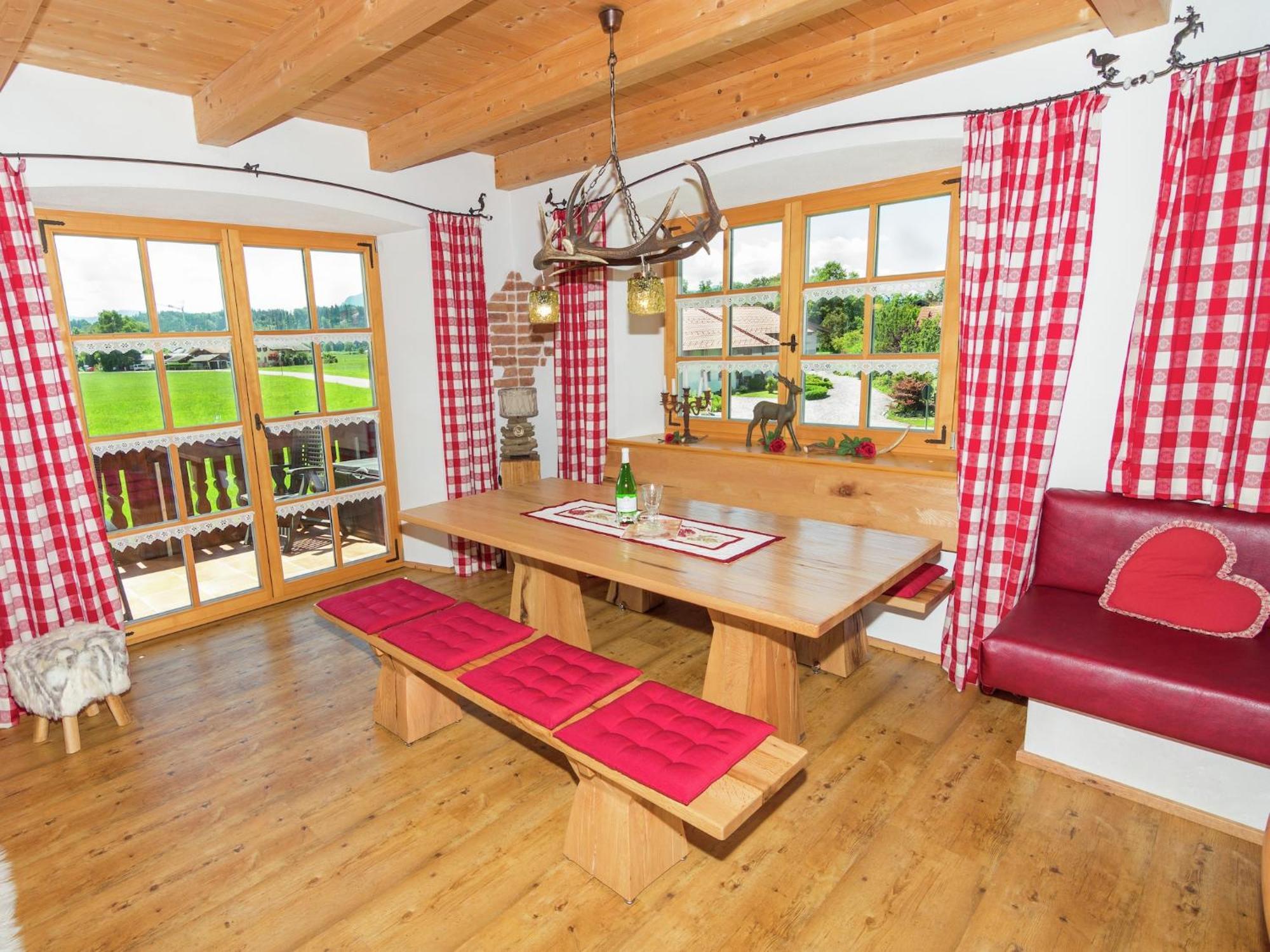 Alluring Holiday Home In Ubersee With Whirlpool Kültér fotó