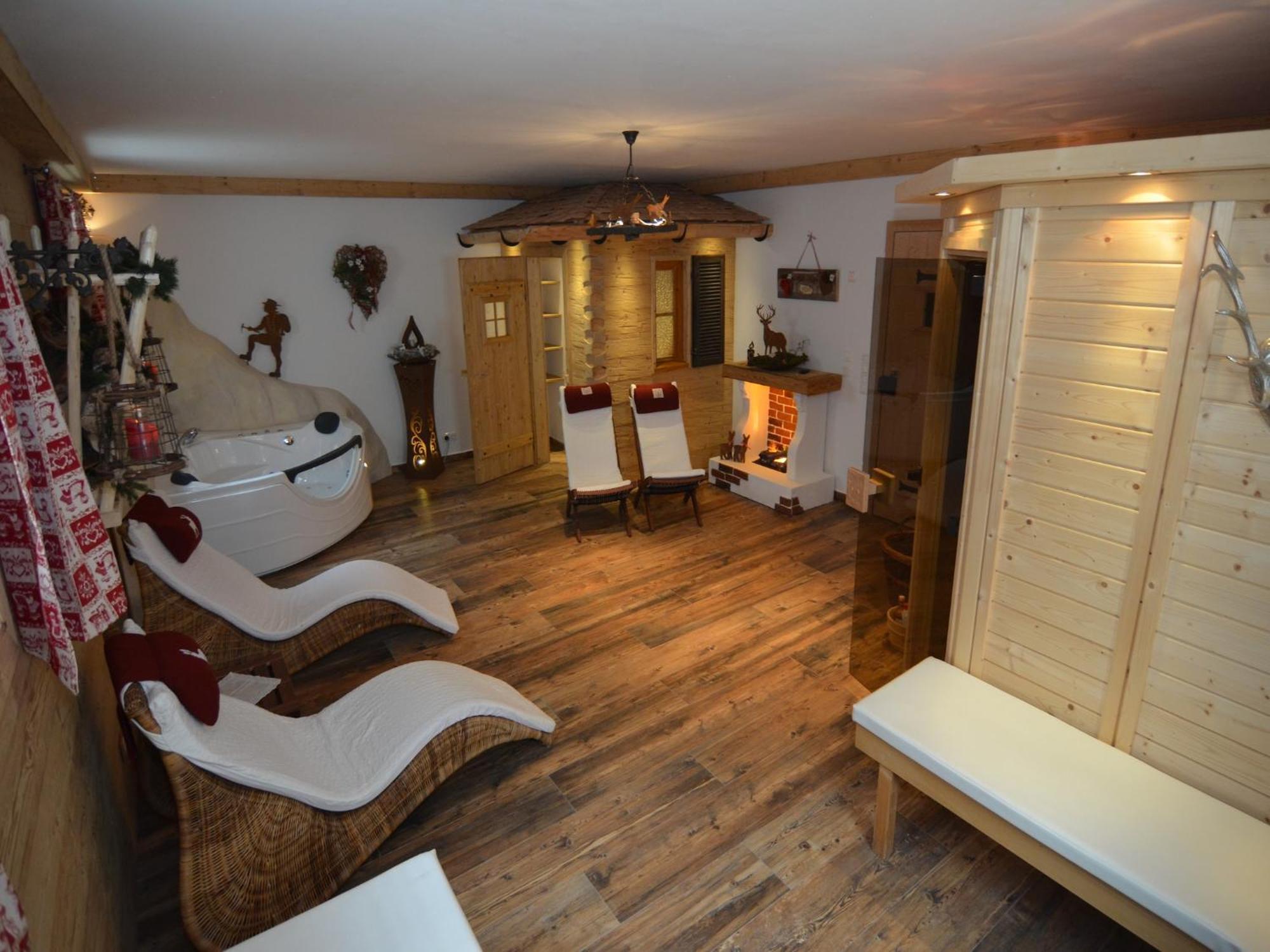 Alluring Holiday Home In Ubersee With Whirlpool Kültér fotó