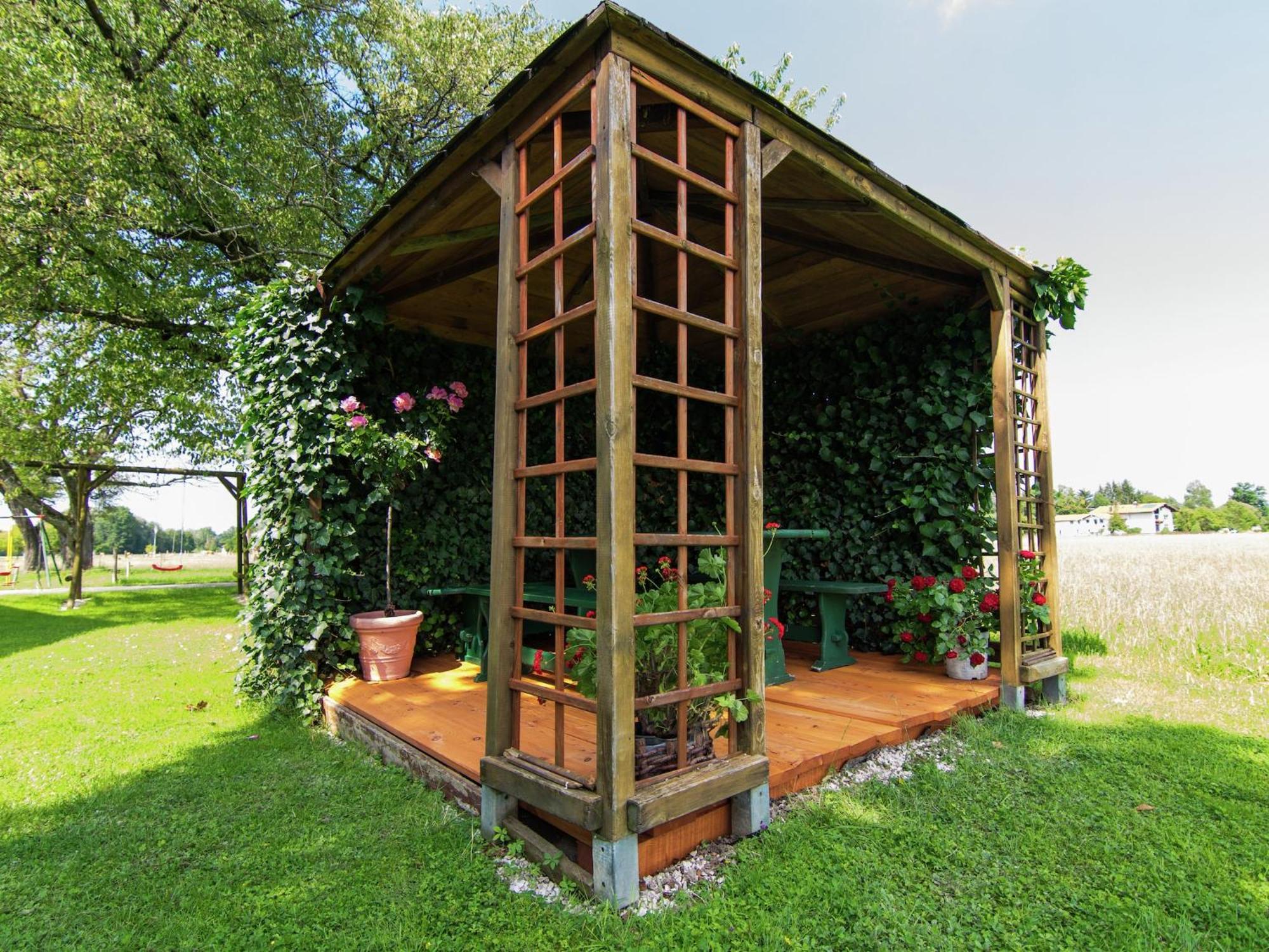 Alluring Holiday Home In Ubersee With Whirlpool Kültér fotó
