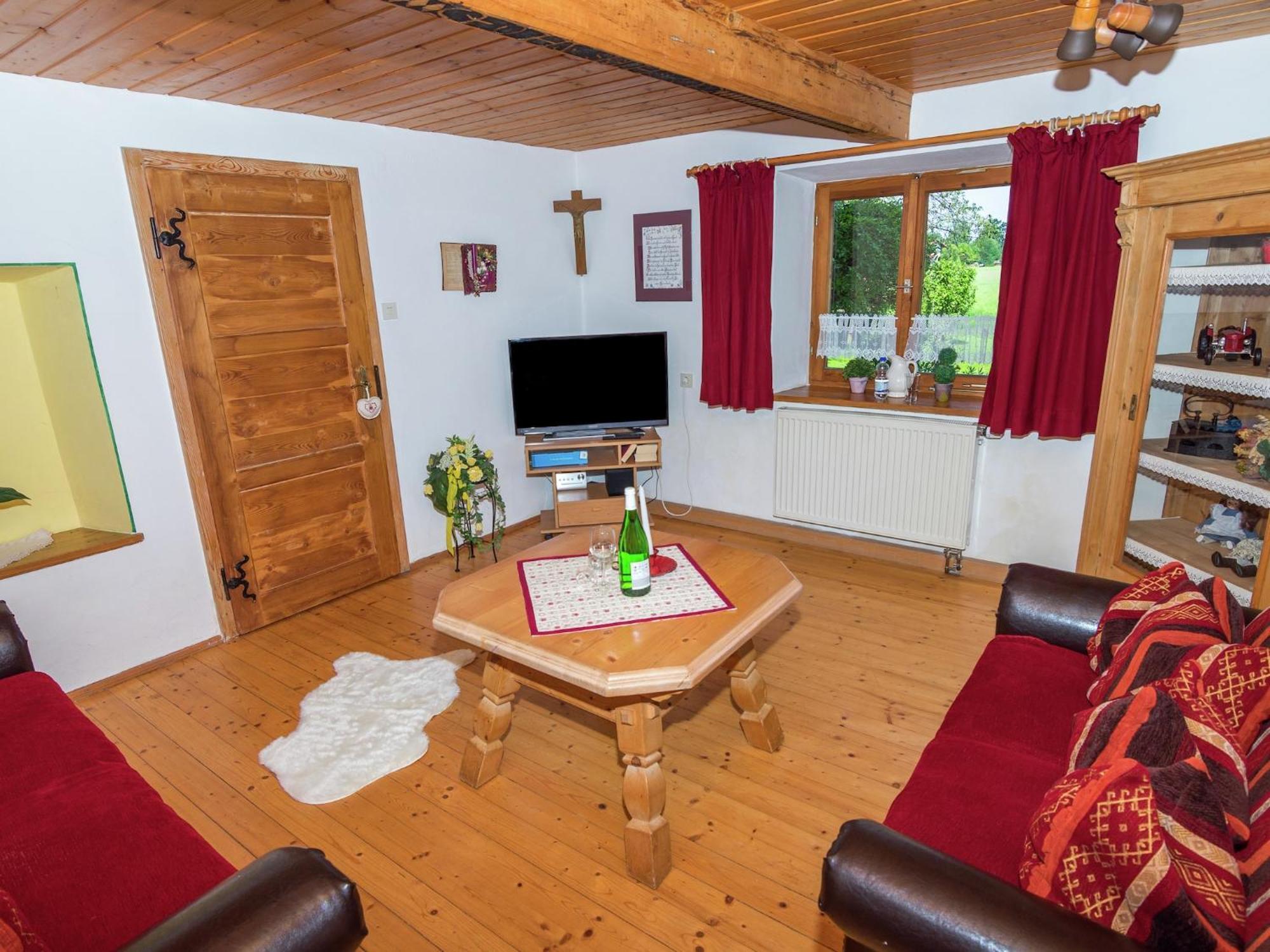 Alluring Holiday Home In Ubersee With Whirlpool Kültér fotó
