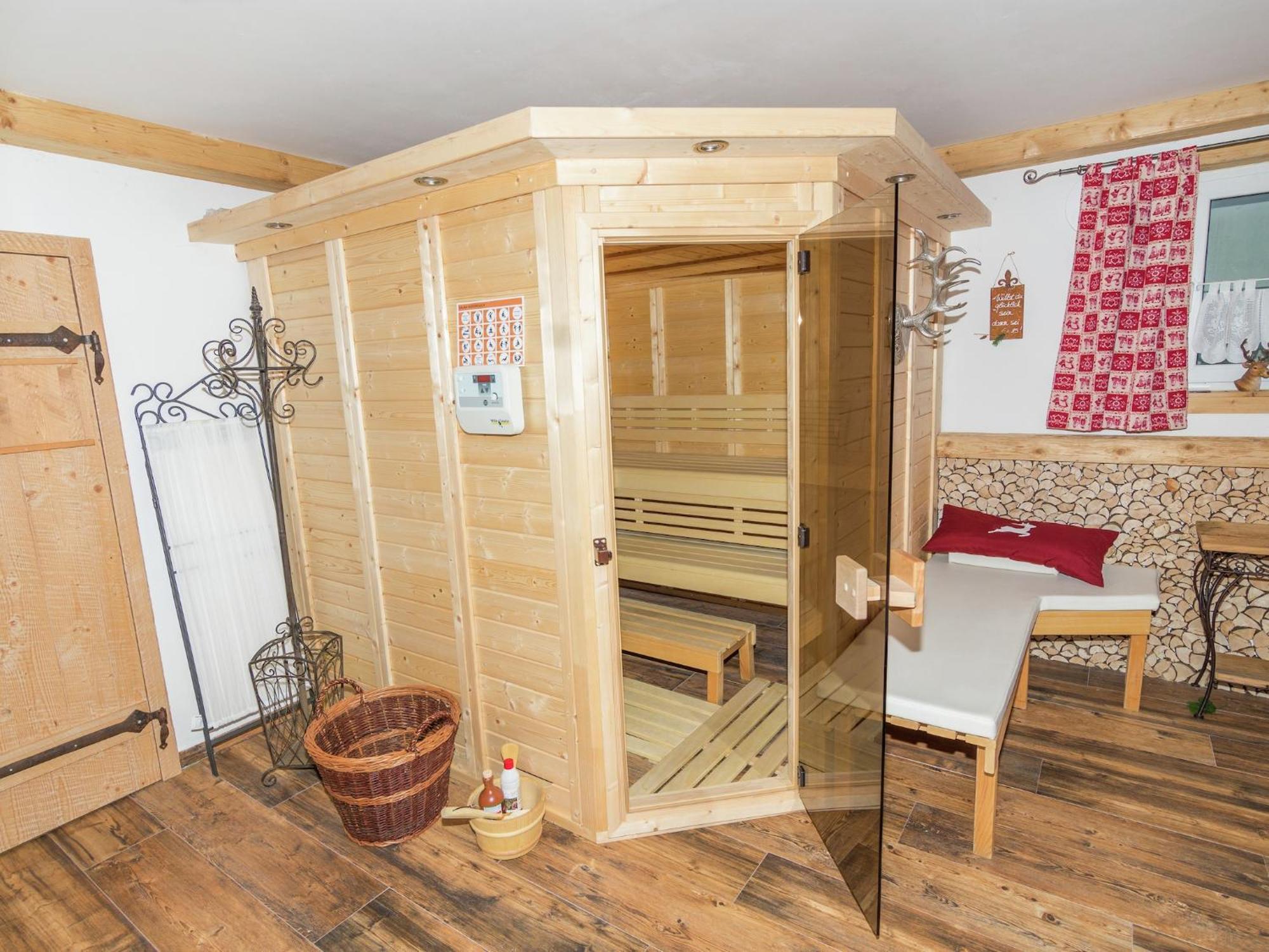 Alluring Holiday Home In Ubersee With Whirlpool Kültér fotó