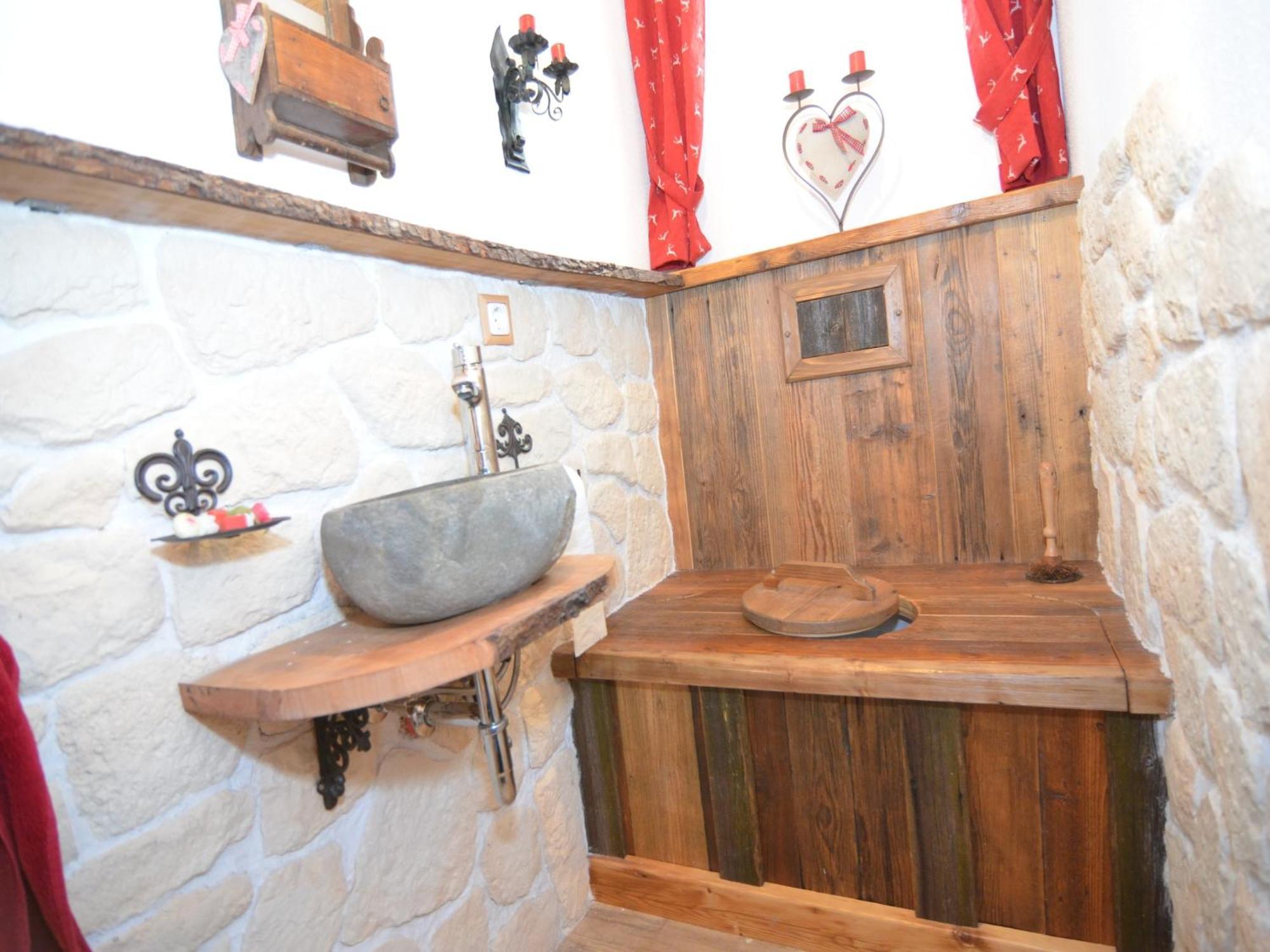 Alluring Holiday Home In Ubersee With Whirlpool Kültér fotó